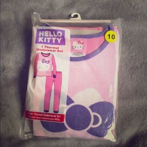 ❄️NWT GIRLS HELLO KITTY THERMAL UNDERWEAR SET❄️